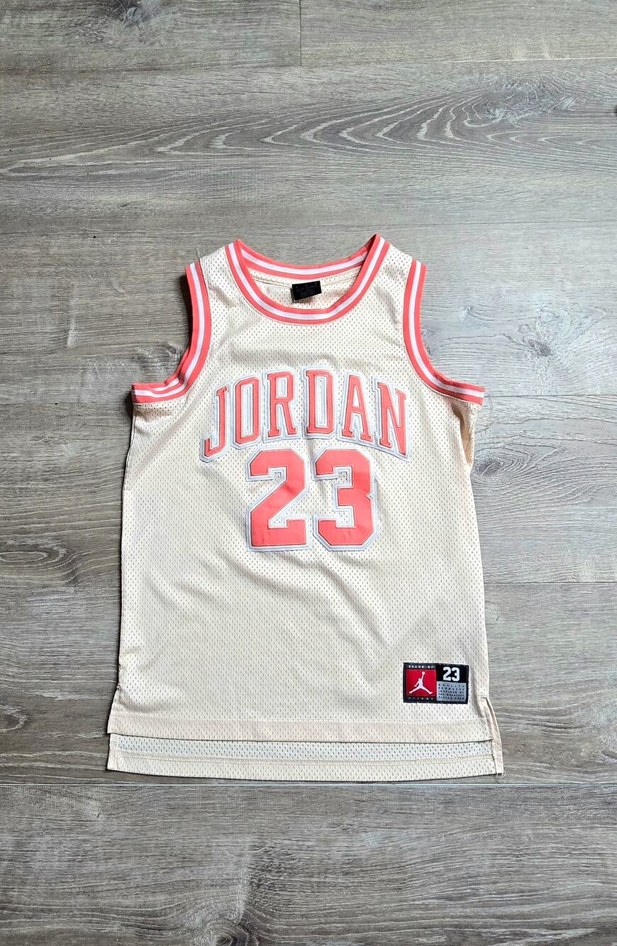 Jordan Kids 23 Basketball Jersey Ivory Peach Coral Size 10-12